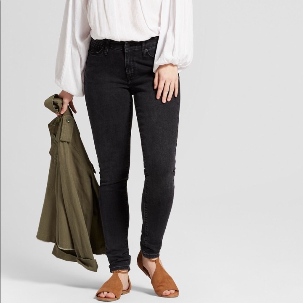 Universal Thread black jeans